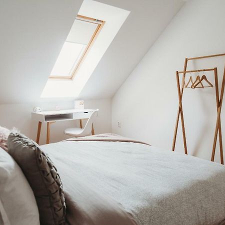 Center City Charming Loft Apartment Кошице Екстер'єр фото