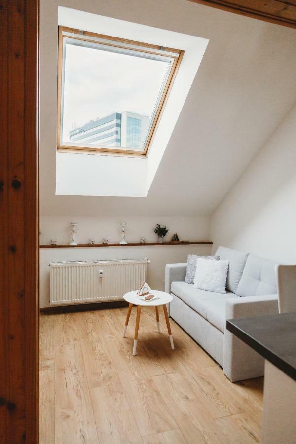 Center City Charming Loft Apartment Кошице Екстер'єр фото